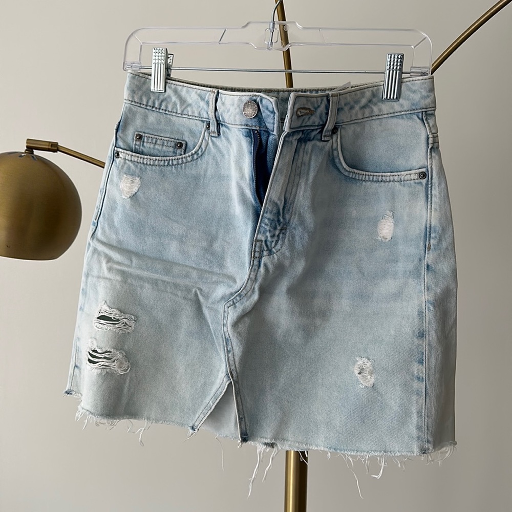 H&M mini denim skirts